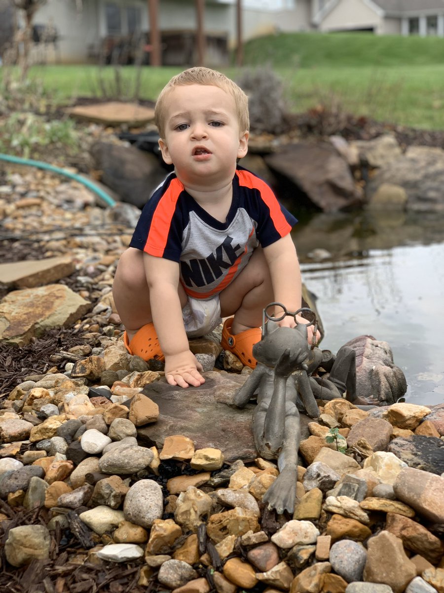 reagsforreal's tweet photo. Taking a second to live through this little boy who gets so excited just to play in puddles 🥺 https://t.co/6MmG1JxAhs