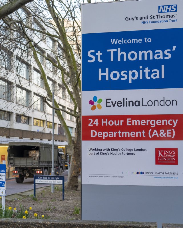 "The <a href="/NHS/">@NHS</a> may be on the frontline but our Armed Forces will always have their backs." @BWallaceMP, Secretary of State for Defence, writes in the <a href="/Telegraph/">The Telegraph</a> 👉 ow.ly/c1e050yYGtB #CovidSupportForce #InThisTogether