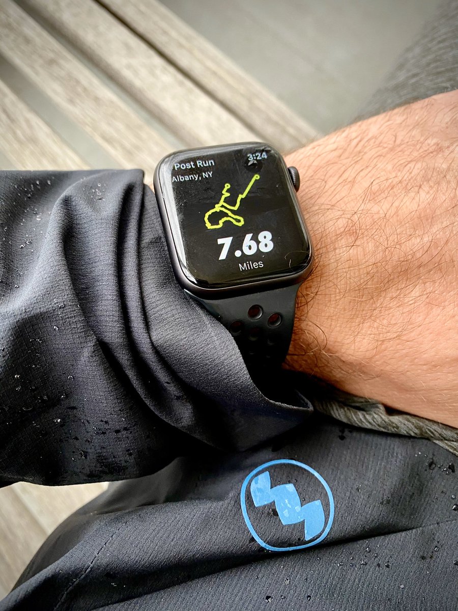 Teevio's tweet photo. Feeling socially and mentally distant these days, but managed to get in a solo run at the local golf course #runchat #runchat5k @therunchat https://t.co/U11oGLNuoh