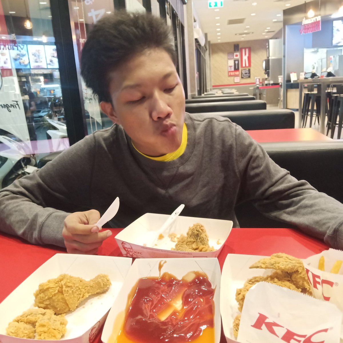 JBoonsoi's tweet photo. #NewProfilePic https://t.co/YawmMec9Sh