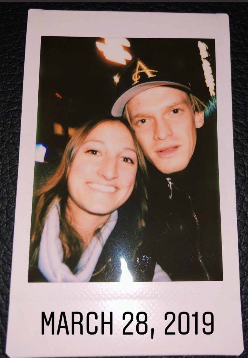 taraalynch's tweet photo. I can’t believe this was a year ago already!! Miss you lots❤️❤️ @CodySimpson @CS_HQ https://t.co/wMKLCPPRrk