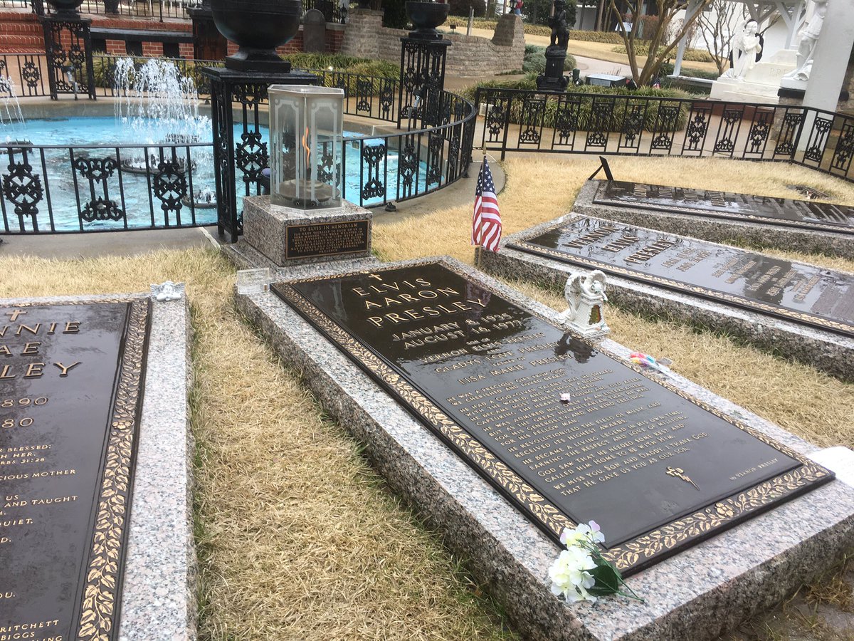  #Remembrance. DYK. Graceland is also the final resting place of Elvis Presley. Here at his grave on a rainy Sunday, Feb. 23.  #Elvis  #ElvisPresley  #ElvisForever