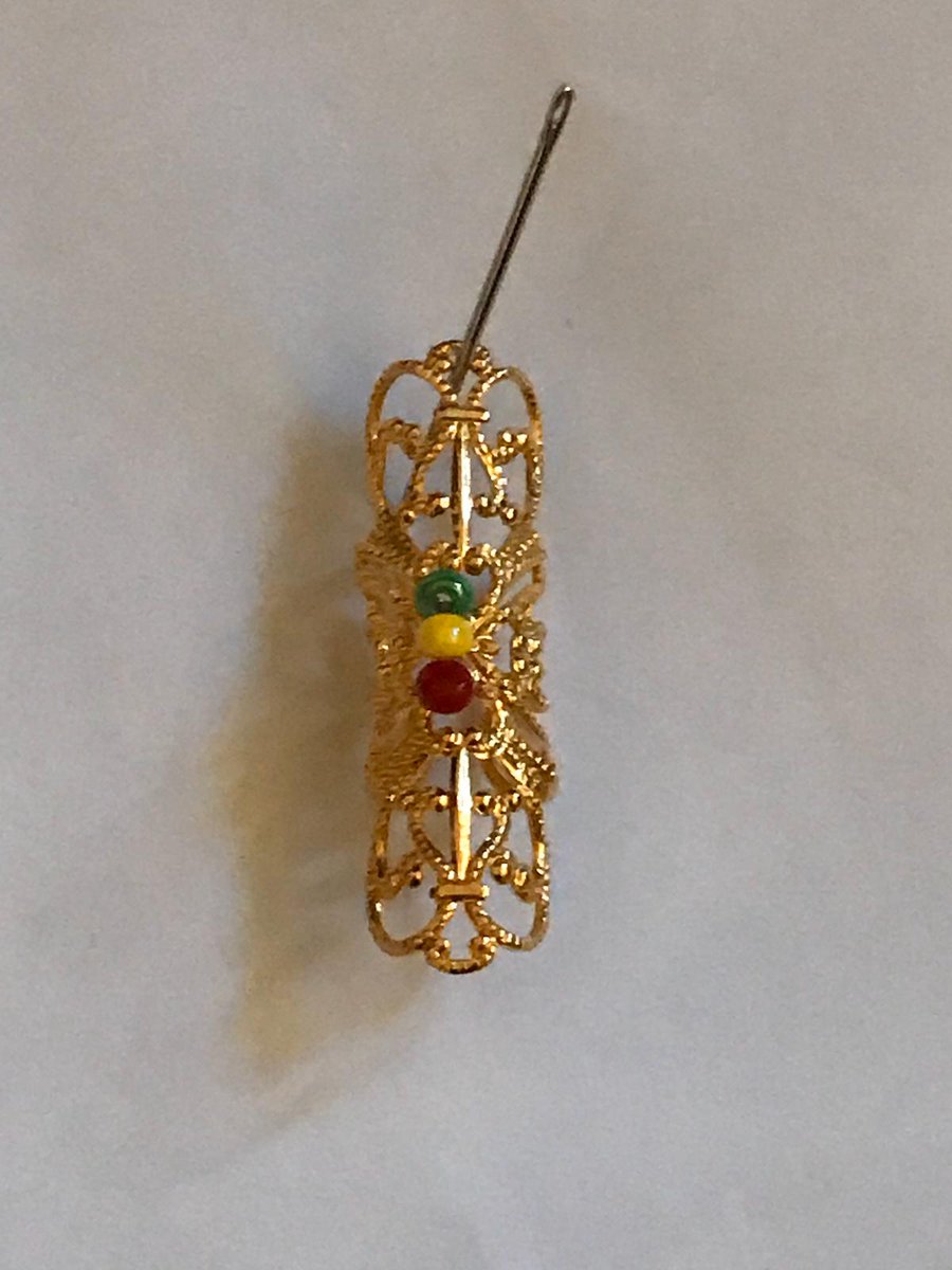 CiluwC's tweet photo. Jewel for locks and protective hairstyles
https://t.co/74lGlnFZvq
https://t.co/MtNzyQq5Lp 
@Afrikrea @Etsy @EtsyUK @EtsyFR 
#bijoux #bijouxcreateurs #createurfrancais #createurbijoux
#faitmain #handmade #ciluwcreations #braids #locks #dreadlocks https://t.co/ghW5ehfXrd