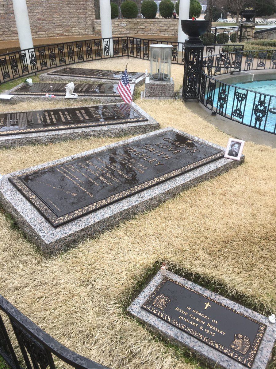  #Remembrance. DYK. In addition to  #Elvis, his parents Gladys Love Smith & Vernon Elvis Presley are also buried at Graceland. There is also a marker in memory of Elvis’s twin brother Jessie Garon Presley.   #family  #familymatters  #Memphis  #Tennessee