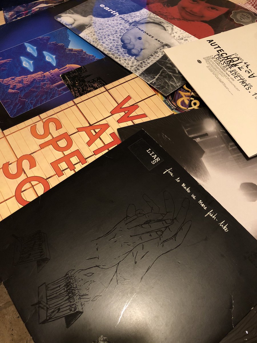 allaroundstore's tweet image. We’ve spent the day sticking a load of great records up on eBay so please stop by our page ebay.co.uk/sch/allaroundr…

#supportrecordstores #supportsmallbusiness #ebayseller #ebay #allaroundrecords #recordstore #vinyl #music #records #vinylrecords #lps #independentrecordstore