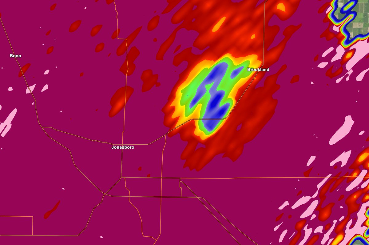 MatthewCappucci's tweet photo. A 3D volume scan showing how strongly the #Jonesboro storm was, highlighting how impressive the shear today was. That contributed to the undoubtedly strong to violent tornado.

You also see the heart-sinking signature of debris lofted by the twister. https://t.co/7yZu8QgEZt