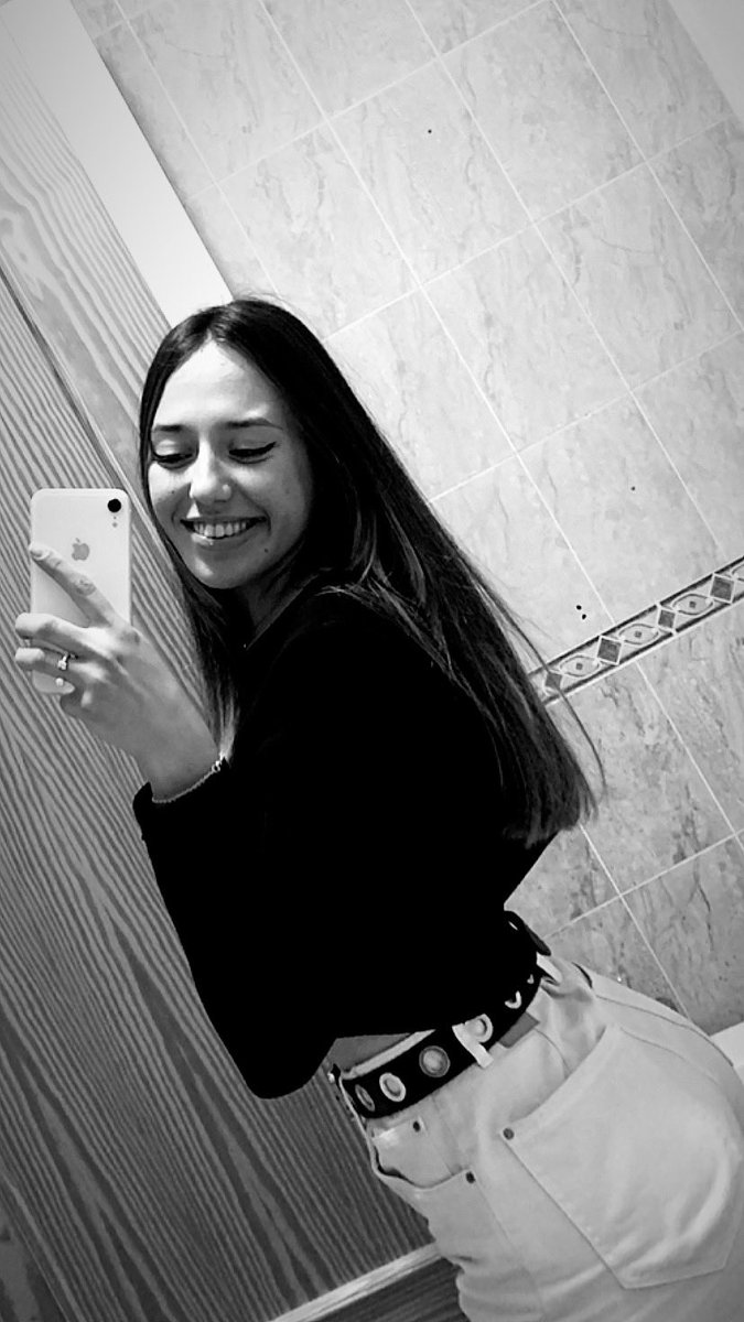 nereeaa_1's tweet photo. 🥴🥴 https://t.co/emhDuWtlEQ