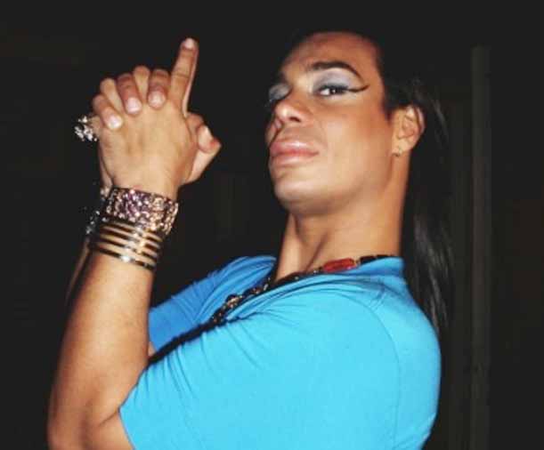 comoroban's tweet image. Todos hablando de @sanbenito rompiendo esquemas, cuando NUESTRA @Orianajuncotop es el IV sexo hace siglos meamor, es premio Gurú Maharaj, vanguardia absoluta. #payrespect
Te queremos Oriana!