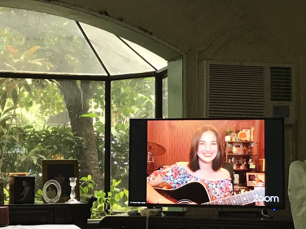 mslallyd's tweet photo. Hey @MyJaps #AllOutSundays https://t.co/3D4EAX94jn