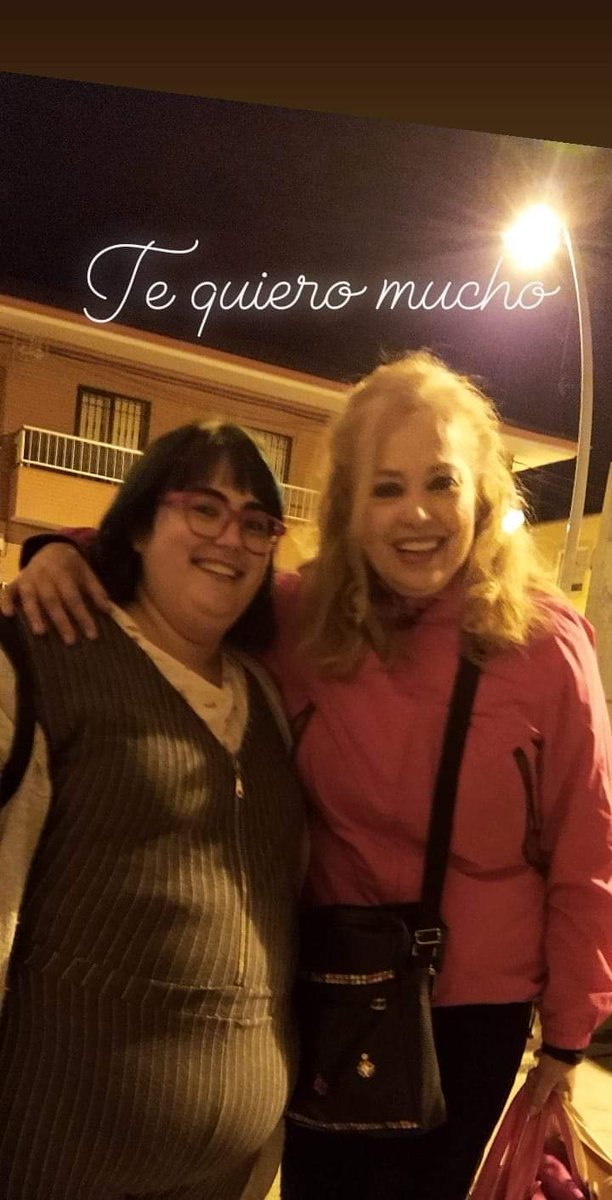 nuryactriz's tweet photo. @EmmaOzores recordando los Buenos momentos junto a ti espero verte pronto eres muy bonita. Te quiero mucho gracias🙏💕 por ser como eres https://t.co/J2yIhnG2is