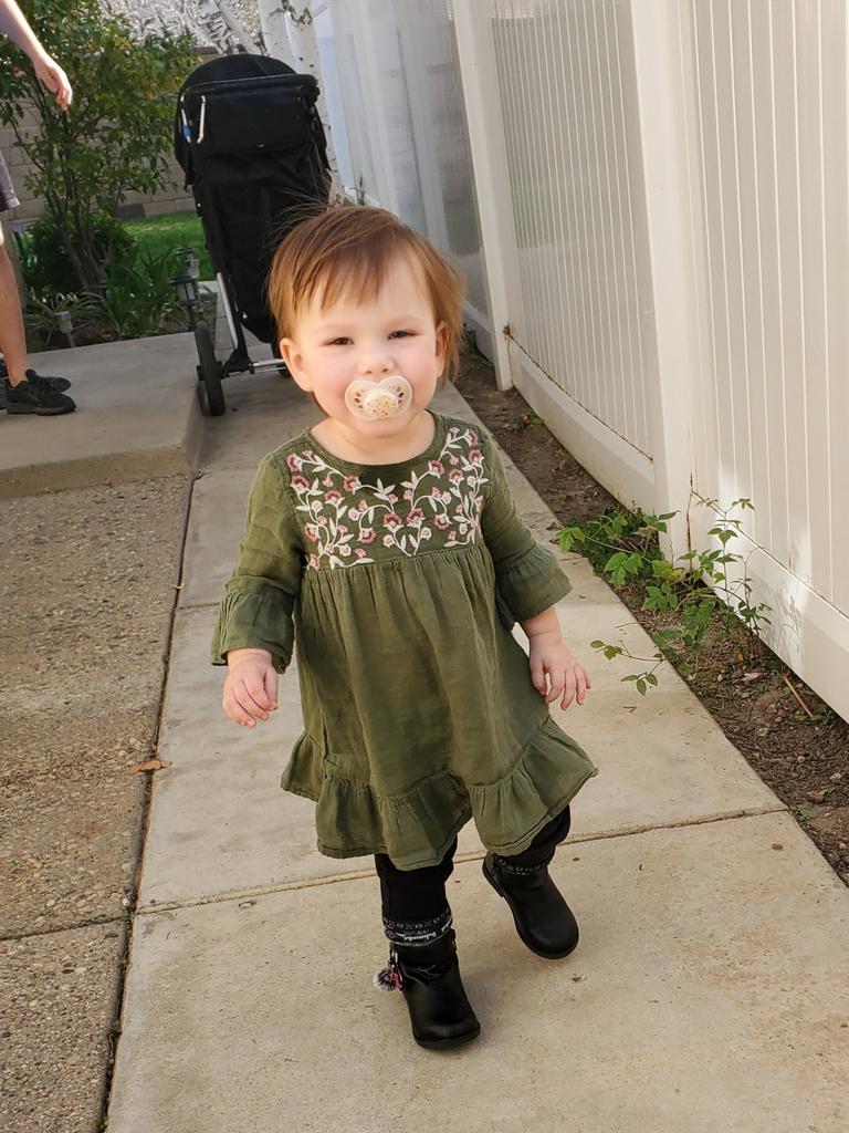 ChristinaDronen's tweet photo. When your toddler dresses better than you do.

#HowToStayHumble https://t.co/nyqlpyYYQ8