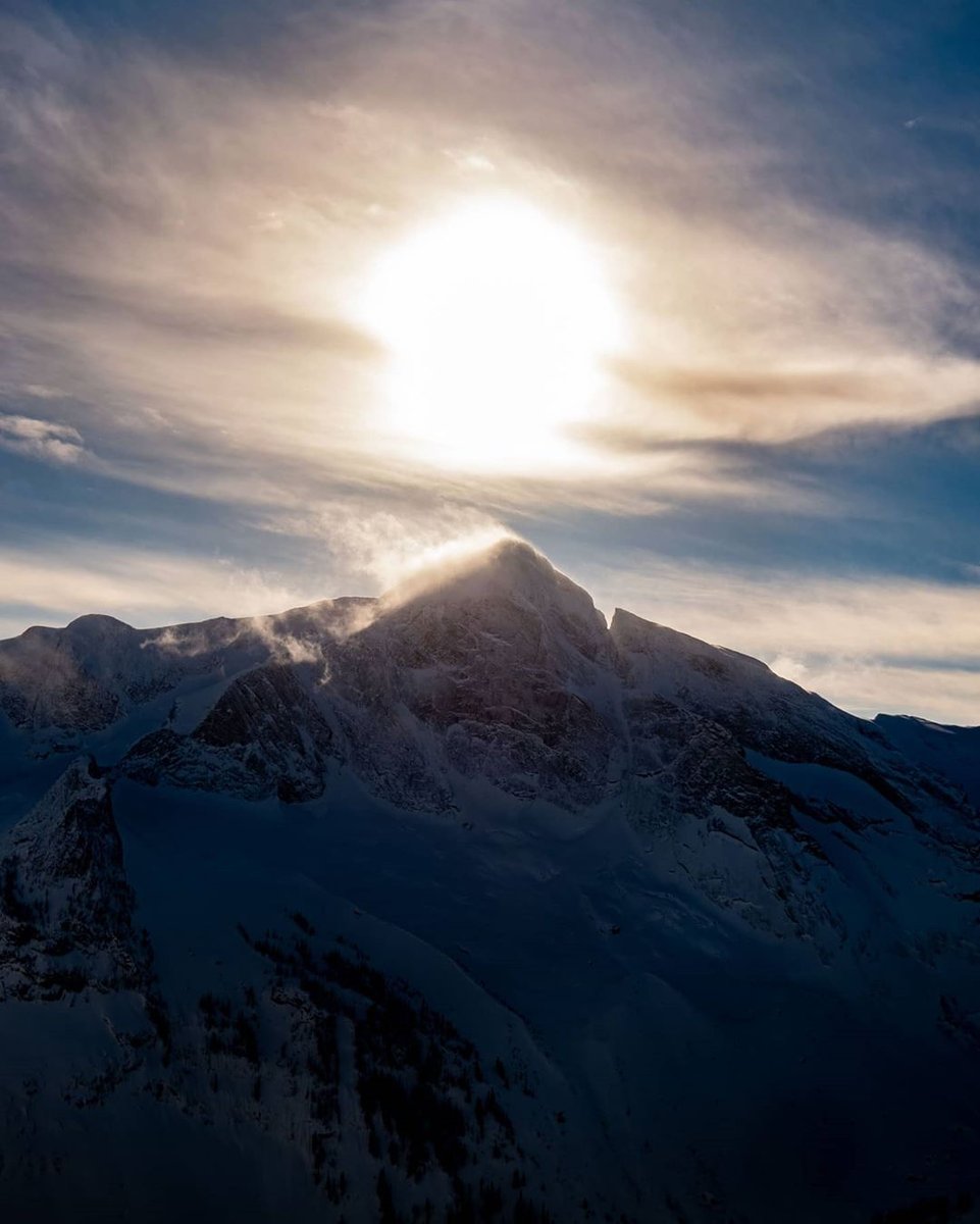 Mount Odin. ⁠
⁠
Named after the chief god in Norse mythology, this impressive peak is the highest mountain in the southern half of the Monashee range. ⁠
⁠
📸 @oldxtrip⁠
#TheRealStoke #Revelstoke