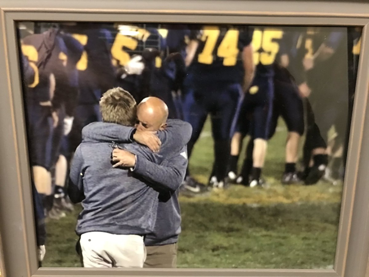 Coach_K_Langs's tweet photo. New challenge alert! Once you are nominated you have 24 hours to respond or you donate $20 to local charity. You then nominate 5 coaches. You have to post a picture of you coaching. 

I nominate @coachwhinton @BeauLangs @CoachAnnese @CoachSchugars @Coach_CDN2 https://t.co/xG3V6K49ac