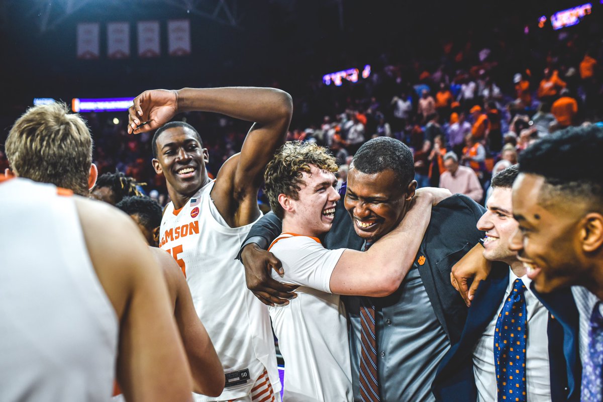 Antonio ReynoldsDean tweet media