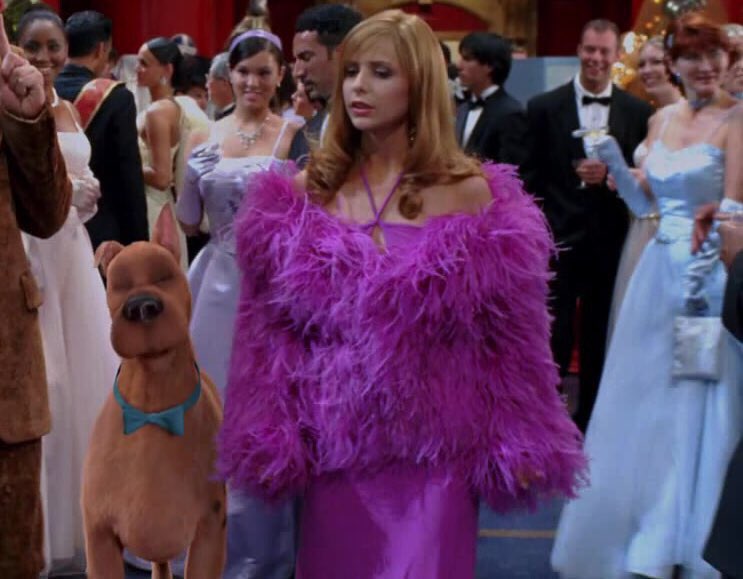 ahtimote's tweet photo. the way daphne blake served the purple https://t.co/cbgOswuPz7