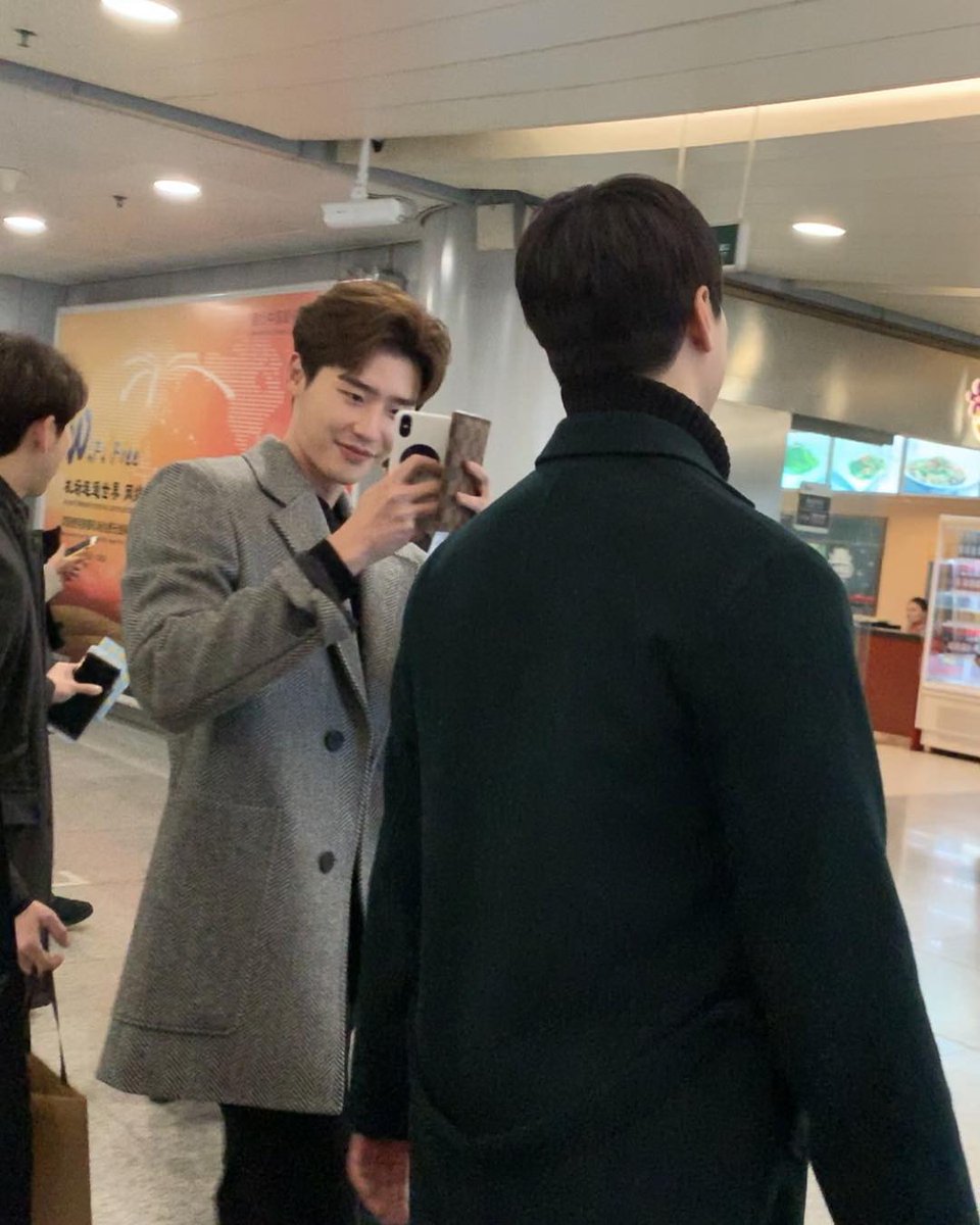 Lee Jong Suk Society tweet media