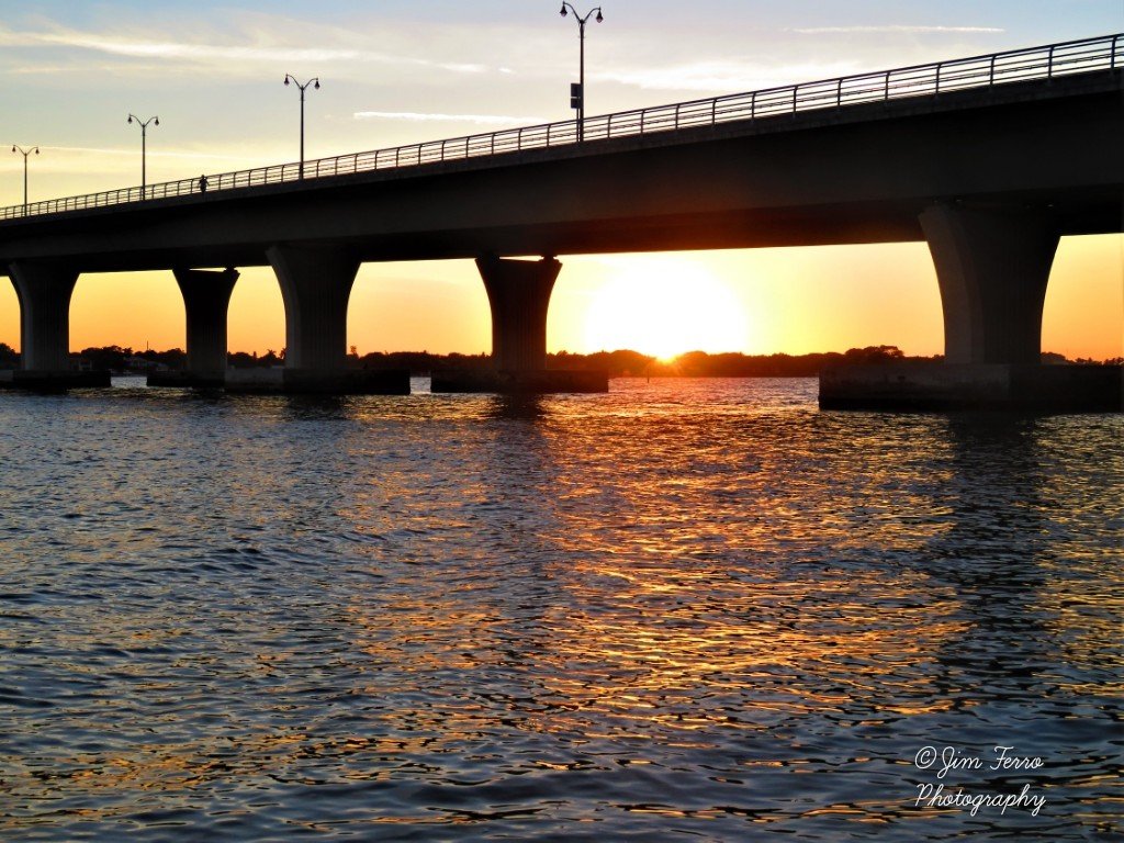 jim_ferrophotos's tweet photo. Saturday's sunset. Quarantined under the Bridge #PrayerOverPanic
#lovefl #sharealittlesunshine #floridalife #visitfl #discovermartin #florida_greatshots #floridalife #stuartmagazine #martinlocal #canonsx60hs #canon #floridacreations #visitstlucie #stormhour #thephotohour https://t.co/IYpUB0eHMm