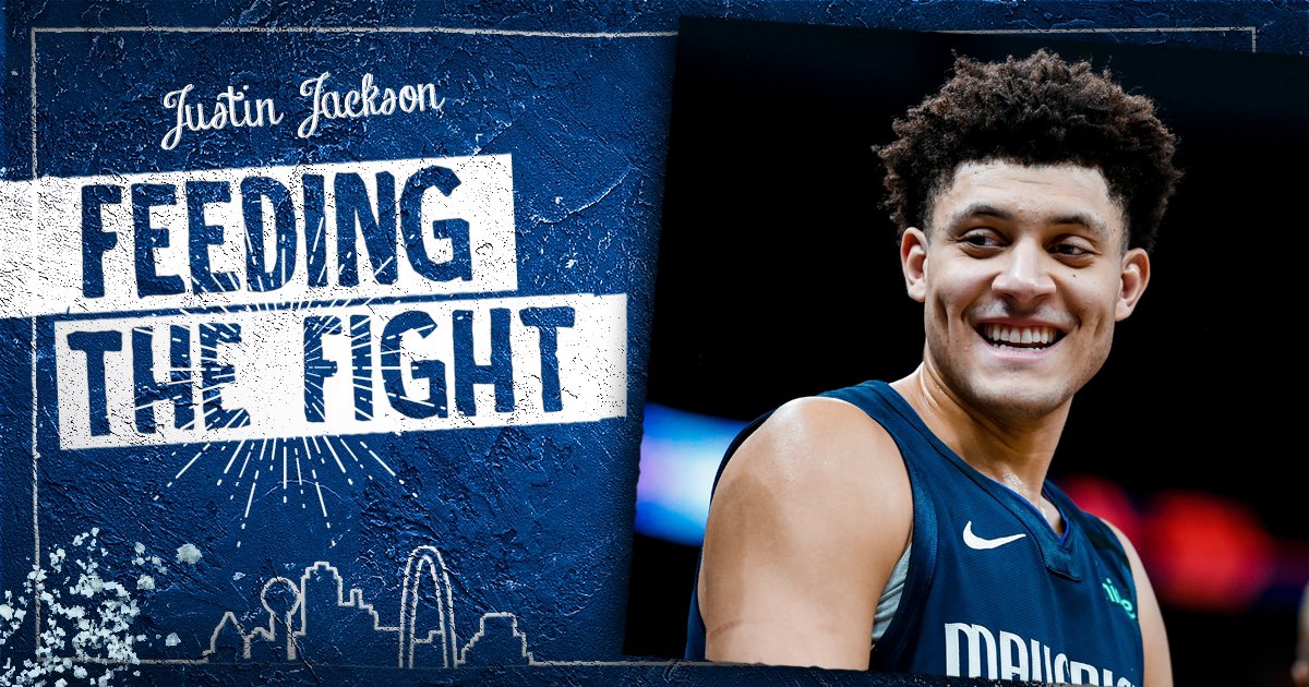 dallasmavs's tweet photo. Giving back on his 25th 👊 @JJacks_44 paid for dinners from @SmokeyJohnsBBQ for over 100 people working the @parklandhealth ICU 🍗👏

Keep supporting those local businesses! #MavsSupportLocal #NBATogether https://t.co/ik1M2alv7s