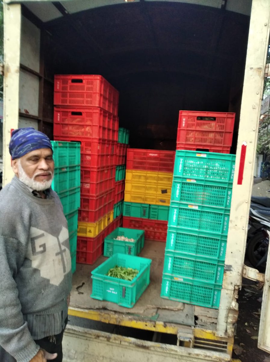 kumaranish85's tweet photo. @ThirukumaranN Thank you so much @ninjacart  for  delivery of Vegetable nd fruits at this crucial time with the help of @CPPuneCity @CMOMaharashtra @PuneCityPolice @ShiftMe007 https://t.co/U2vvQ7Cvmp