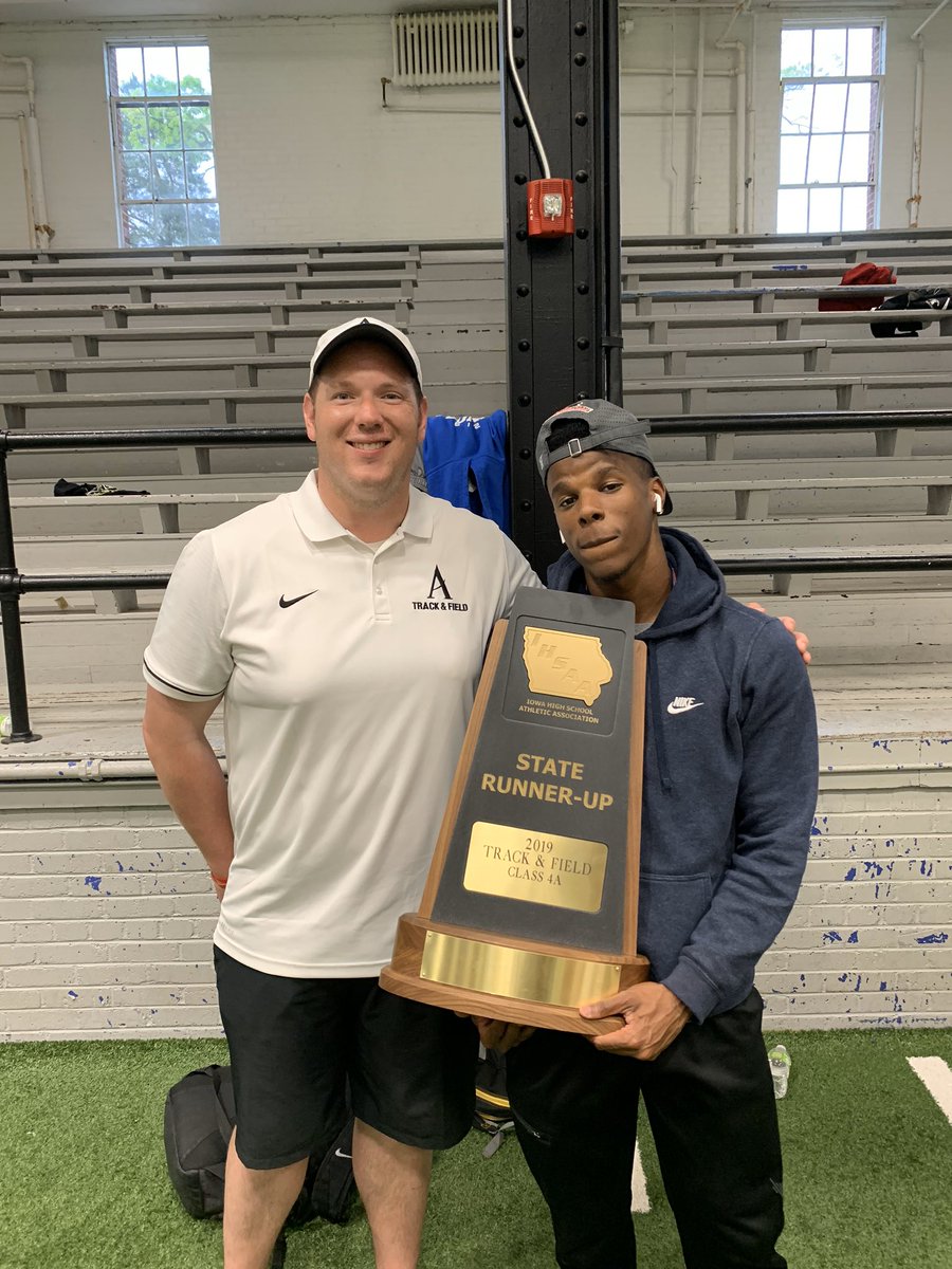 Ames Throws tweet media