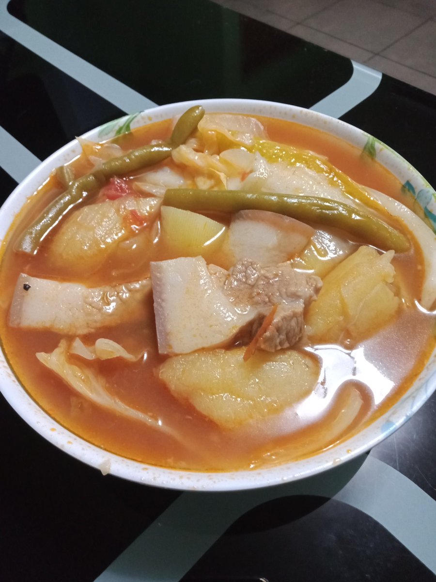 DuchessDroffilc's tweet photo. Pork Pochero..... Kain tau.... 🍲🍲🍲
#LockDownDish https://t.co/xXejXnEmmH