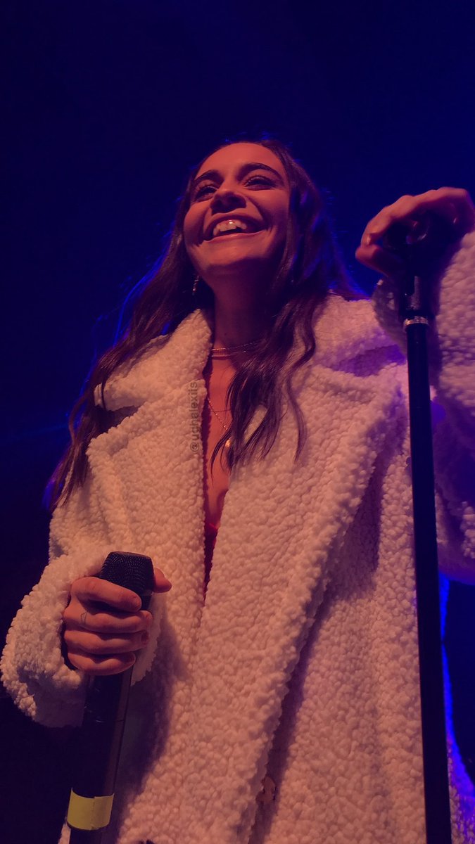 yaz is depressed on internet tweet media