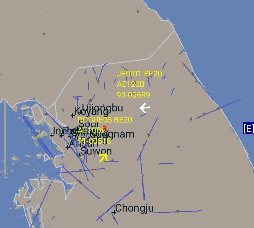 is_keelu's tweet photo. U.S Army
Beech RC-12X Guardrail
#JEDI01 93-00699 #AE120B
#ROGUE05 91-00518 ##AE10DE
Both spotted over #SouthKorea https://t.co/Z6hgi8024V