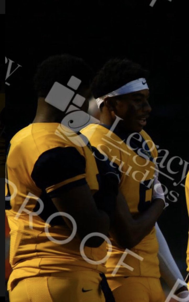 Darealjon9's tweet photo. R.I.P lil bro💔😪. #LLAJ🕊 https://t.co/3qxxR0pcwg