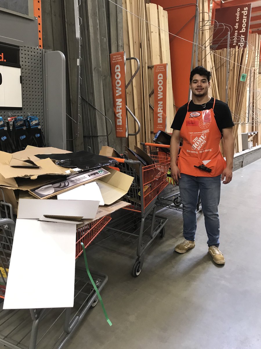 Here is our new associate Rafael at Rogers Ar second day has mastered packdown and the magnet program.Set the tone for all