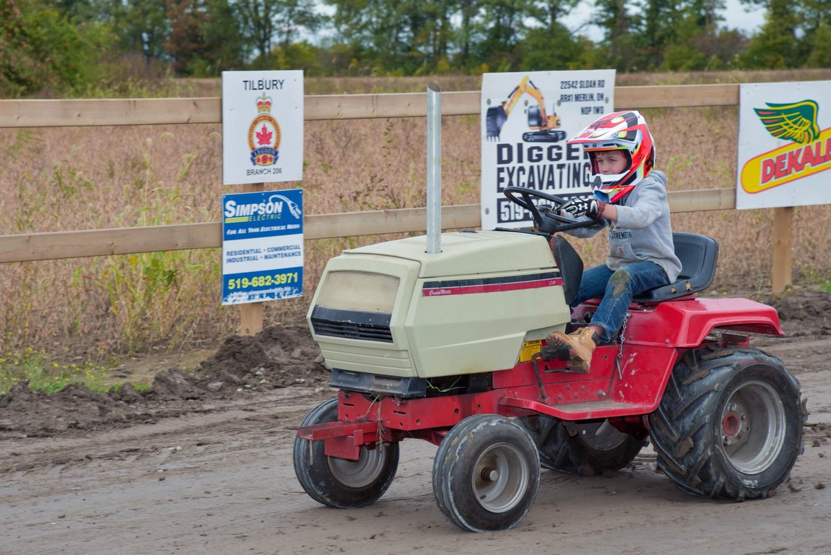EKGTP's tweet photo. #essexkentgardentractorpullers https://t.co/YQ3YDGK9NE
