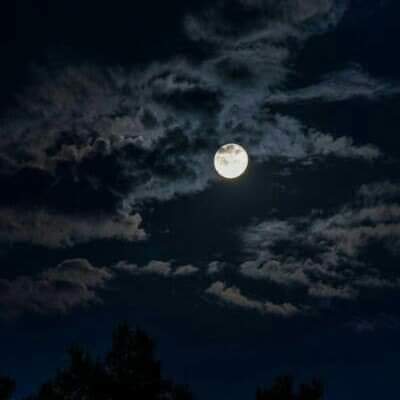 gg_scene's tweet photo. Para los que amamos la luna https://t.co/CDejjICqAv