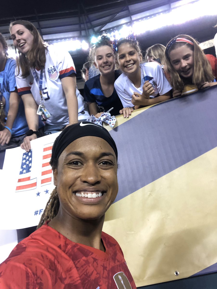 boston⚽️girls tweet media