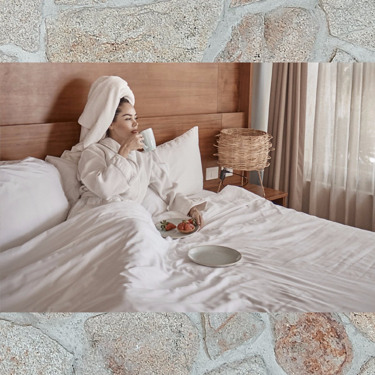 uts_ool's tweet image. Living the quarantine of your dreams.
____
En la cuarentena de tus sueños.
.
.
.
.
Model @andreapalmm
.
📸 @ramonvalenciamacias .
.
.
#ramonvalencia #ramonvalenciaphoto #photographer #fotografo #freelance #digitalmarketing #fotografia #playadelcarmen #qroo #mexico #2020