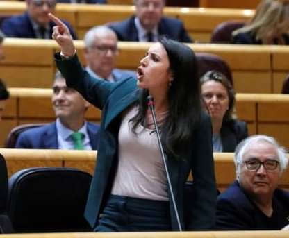 Hay que pagar favores a esta casta política y no volver a ver ninguna televisión todas mienten🇪🇸🇪🇸