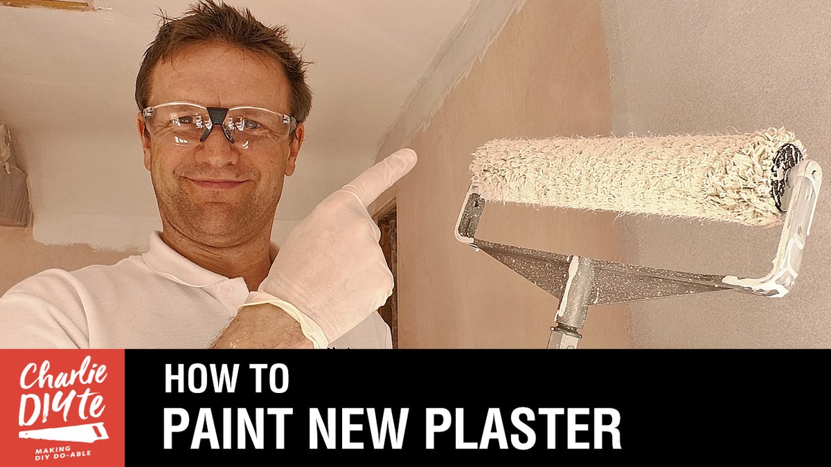 CharlieDIYte's tweet photo. After two weeks, 156 video clips and 100 photos, my Complete Guide to Painting New Plaster is finally online https://t.co/aRU7nZTyDf #mistcoat #paint #newplaster #bareplasterpaint #DIY https://t.co/9rVxbtxSzG