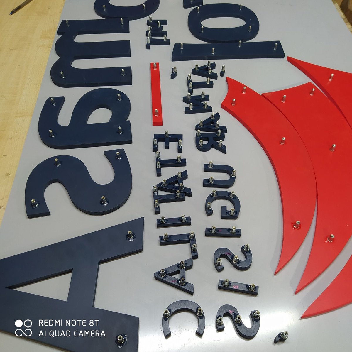 Deckergreen1's tweet image. Acril 10mm #deckergreen #signs #signboardmaker #rotulos #rotulacion #businesssigns #ideasign