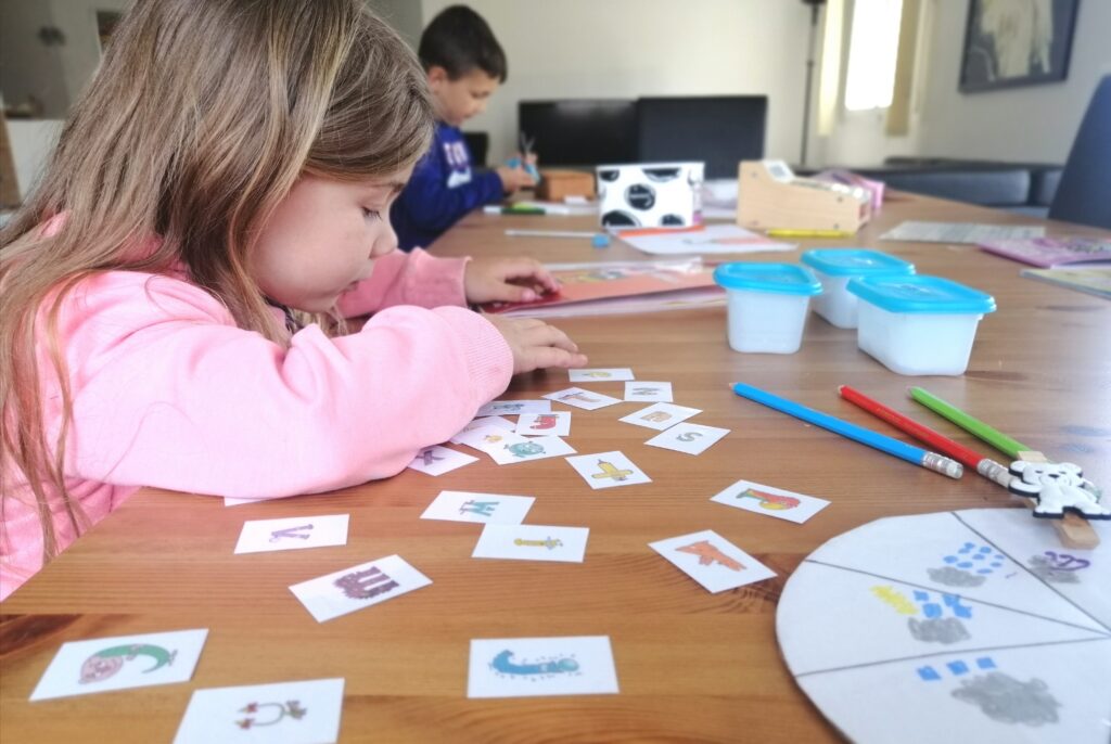 lheuredelasieste tweet media