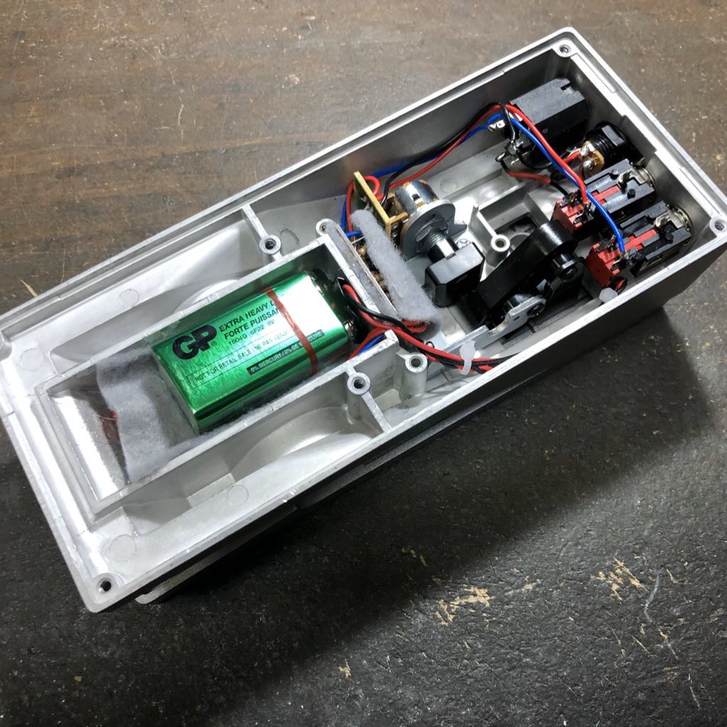 FV-30Lを改造。トグルSWでパッシブのボリュームとアクティブを切替