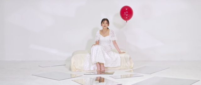 OrangeMagTV's tweet photo. Phenomenal Star Maine Mendoza moves on and let go in her debut music video "Parang Kailan Lang" 
Phenomenal Star Maine Mendoza continues her winning streak with the release of the official music video for her debut single... https://t.co/MxDvV6mUCT https://t.co/aylFvVltOt