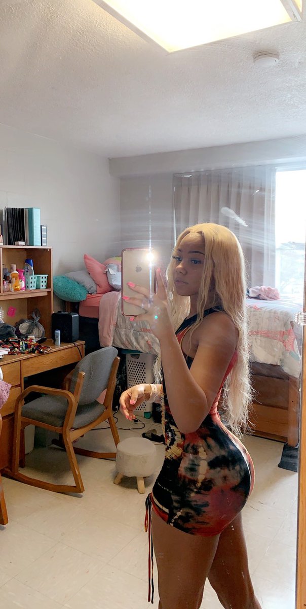 j_addaa's tweet image. Take me back to this day i looked too good