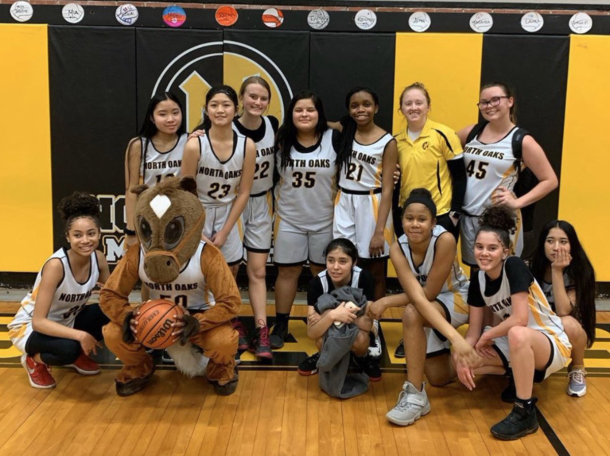 Lady Mustangs tweet media