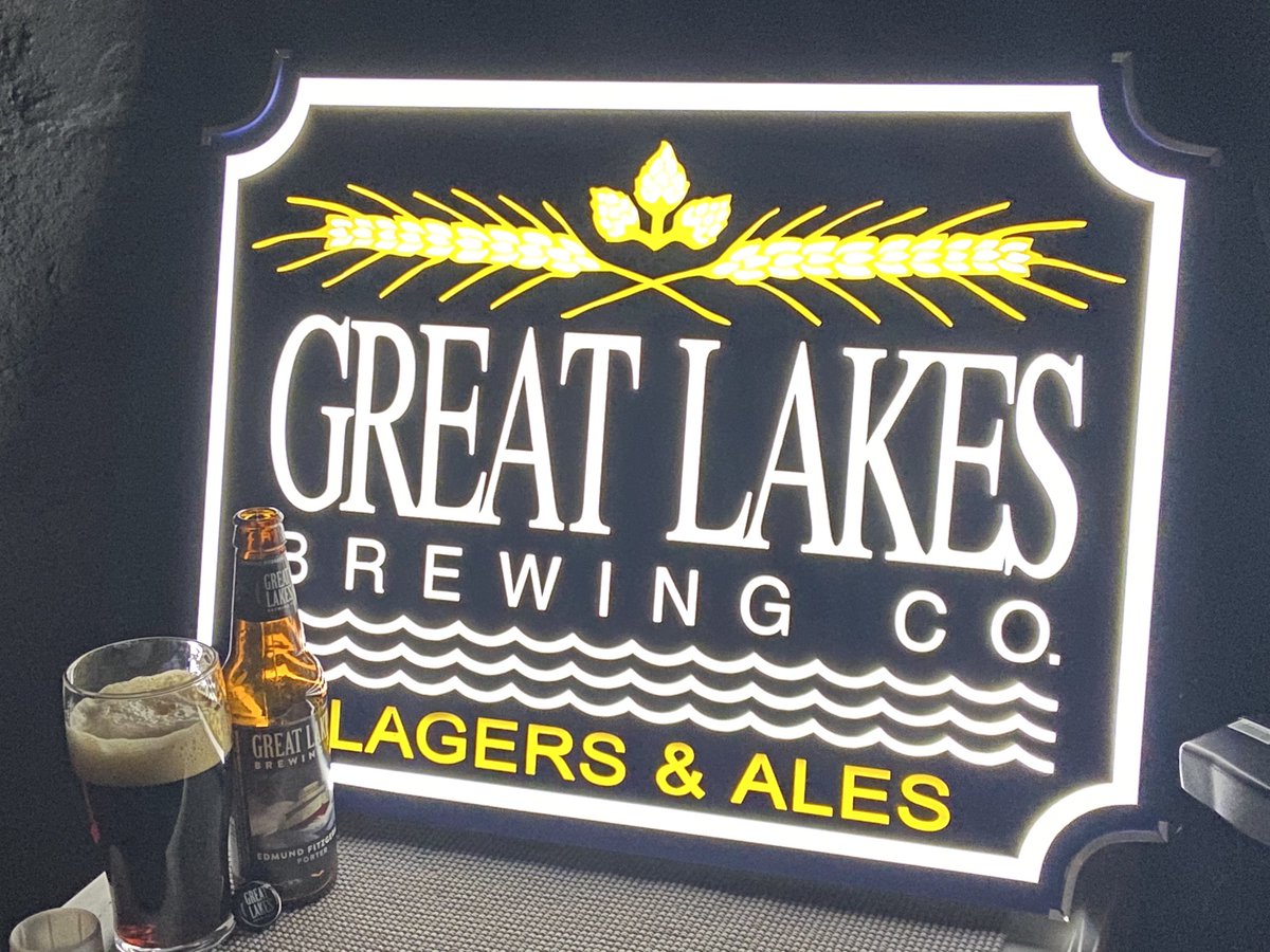 blamethebeer's tweet photo. @GLBC_Cleveland Nothing like a classic and forever the benchmark for porters! https://t.co/dNLv6ihVHk