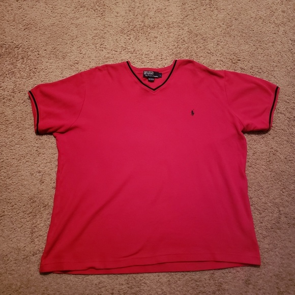 Takeapeekhere's tweet photo. So good I had to share! Check out all the items I'm loving on @Poshmarkapp #poshmark #fashion #style #shopmycloset #nascar #gap #polobyralphlauren: https://t.co/0ab2spDe19 https://t.co/970uzYhlf4