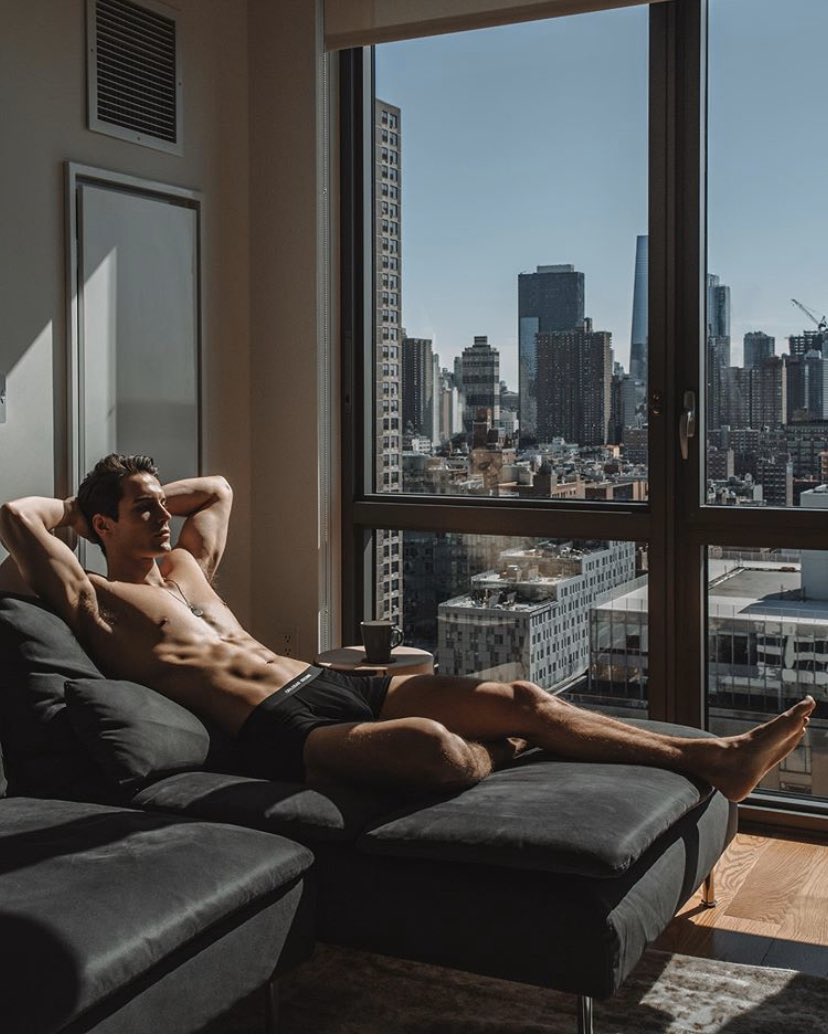 ExcellentMale's tweet photo. Sunday mood
#HarryRowley #malemodel https://t.co/pHwQeAzZrx
