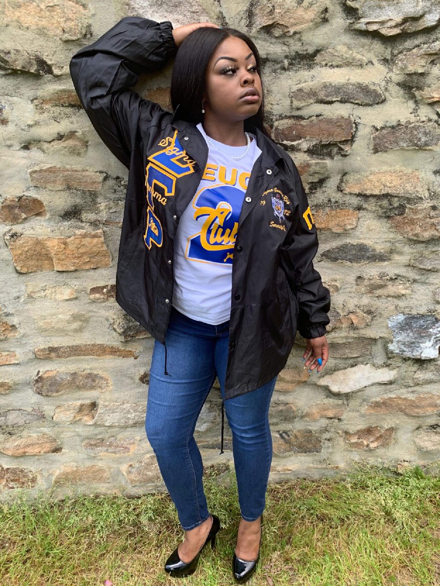 KirkseyRicketha's tweet image. 💙💛 Freedom never felt so good 💛💙

Allow me to reintRhoduce myself, I am Regal Bliss of the Pi Lambda Chapter of Sigma Gamma Rho Sorority Incorporated. 
#DeuceClub #SPR20 #EEYIP #myAUM