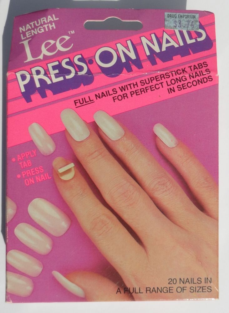 cynsationalcynd's tweet image. I'm going to have to downgrade and throw it back old school this week😛😛#leepressonnails #oldschool #80snails