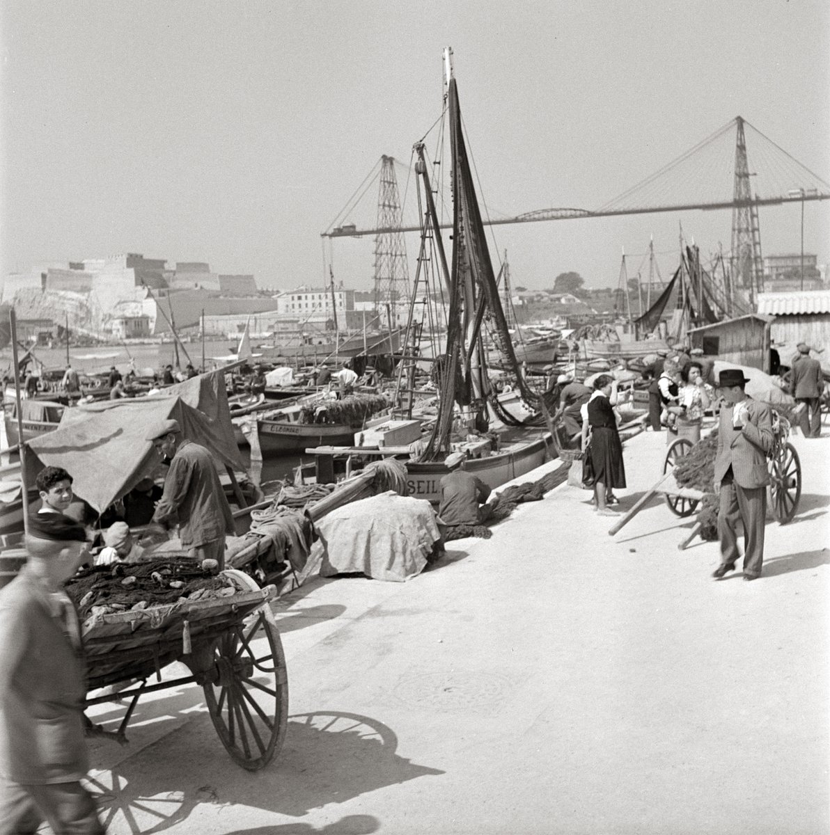 lamarsweb's tweet image. [#Longformat] Un dimanche au pays du Soleil, une balade dans Marseille en juillet 1941🌞😎📸👌

▶️▶️▶️bit.ly/2QUqHaB