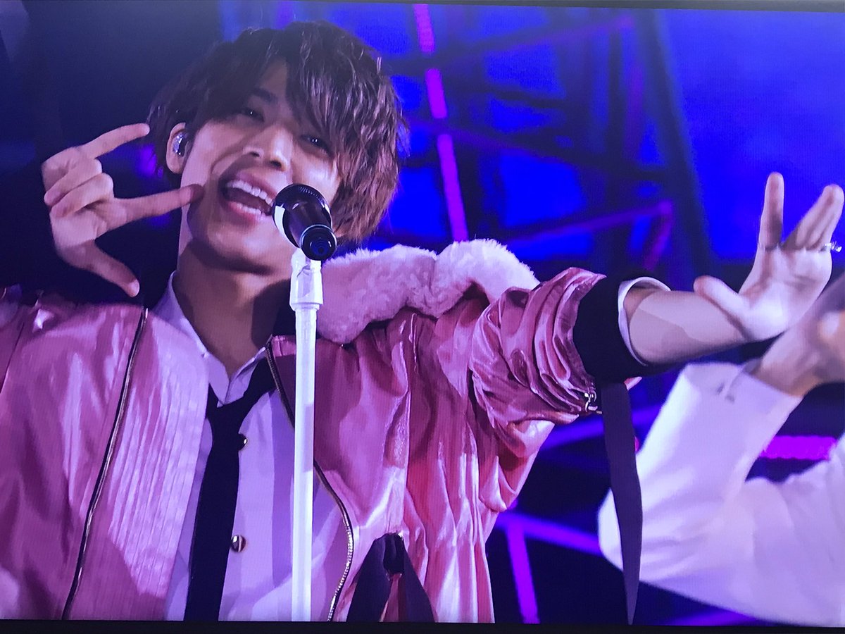 emine63401232's tweet photo. 後輩くんがPEACHIやってくれたのね🍑
ちょうどSexyZoneの見てたところだよ🌹
何回見ても可愛い可愛い可愛い可愛い可愛い可愛い可愛い可愛い🍑
#PEACHI
#SexyZone https://t.co/0095xavYgk