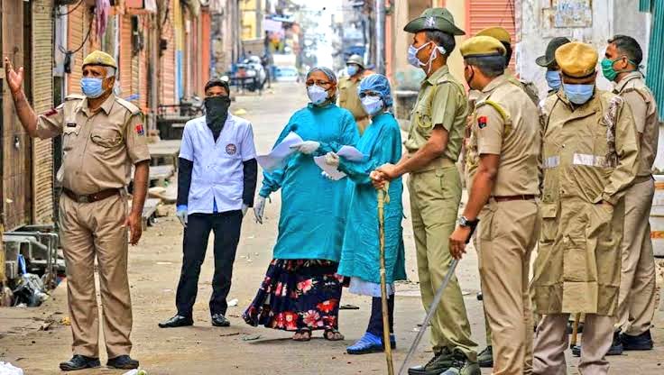 ankita_save's tweet photo. A New Day, New Hope, New Ray of Light awaiting to fight #CoronaCrisis.Thank you to the warriors who are working day and night for our safety.God Bless All Kudos #Doctors #Nurses #Police #BMCofficials #StaySafeStayHome #CoronaLockdown #TogetherWeCan #PMCARES #StayHomeIndia https://t.co/P1W1xNNUob