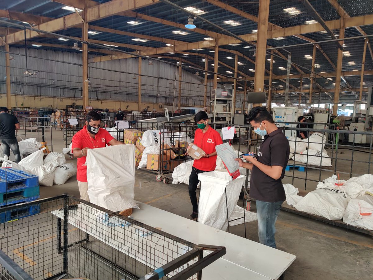 Delhivery tweet media